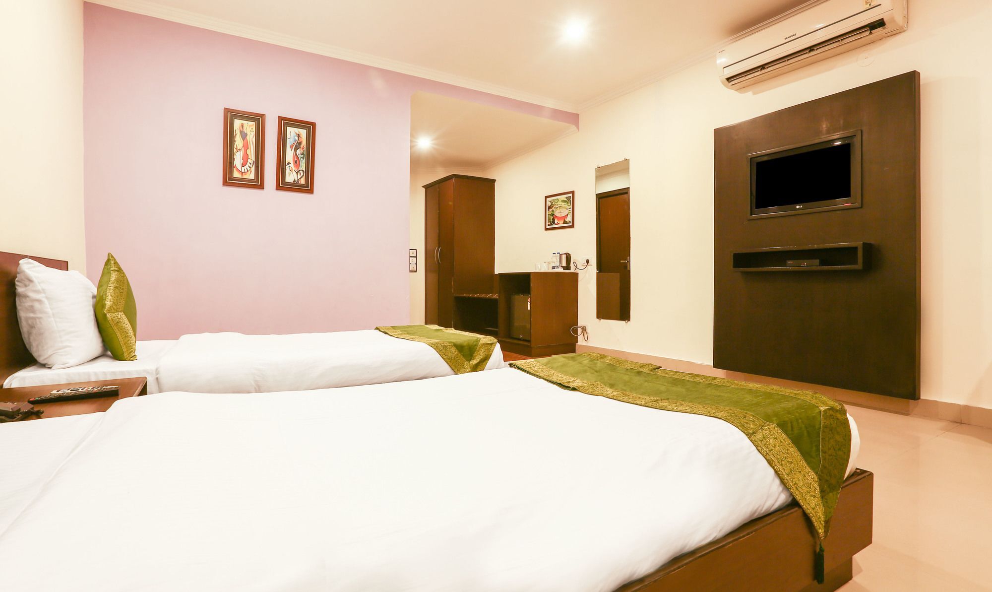 Treebo Trend Gk Conifer Hotel Dharamshala Luaran gambar