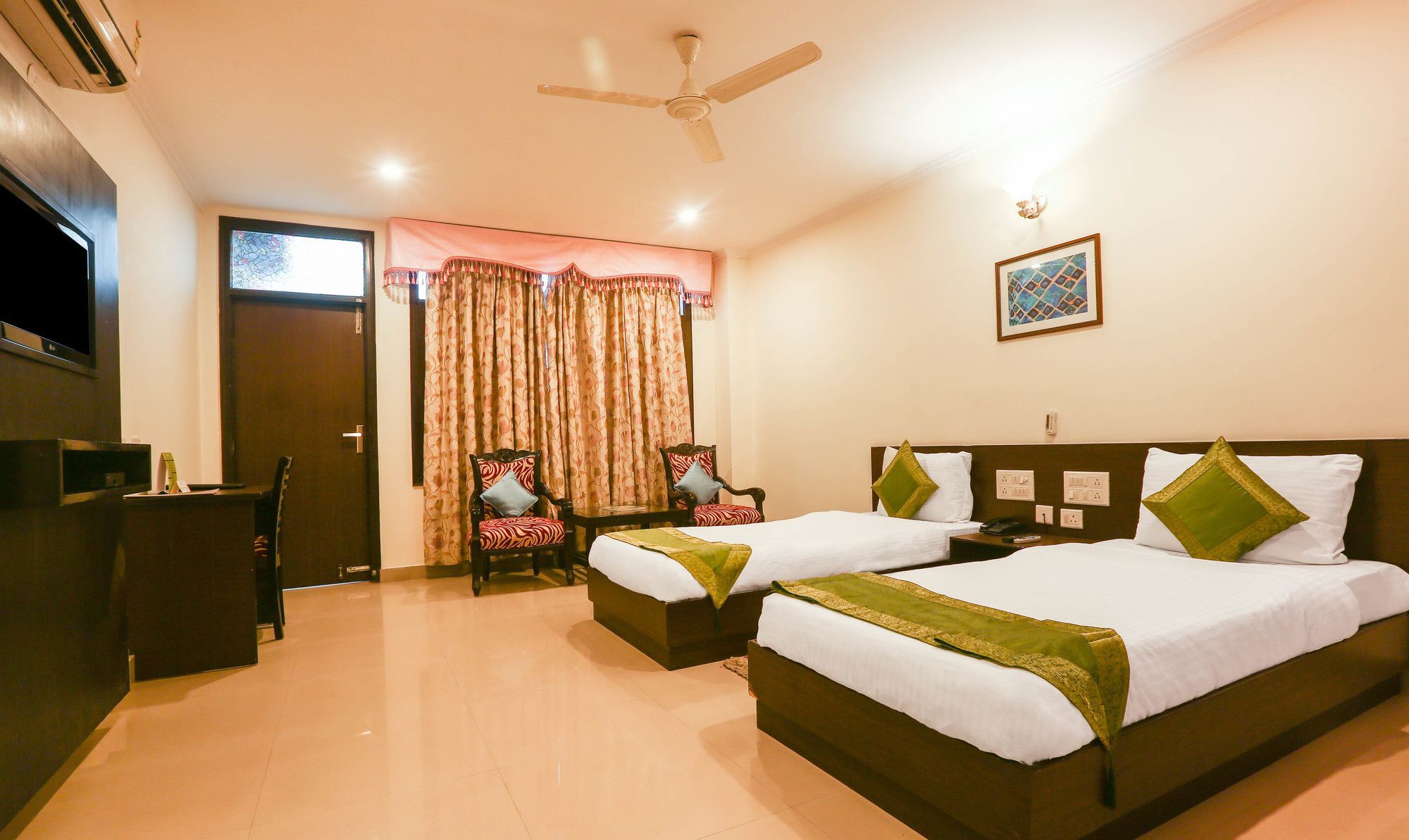 Treebo Trend Gk Conifer Hotel Dharamshala Luaran gambar