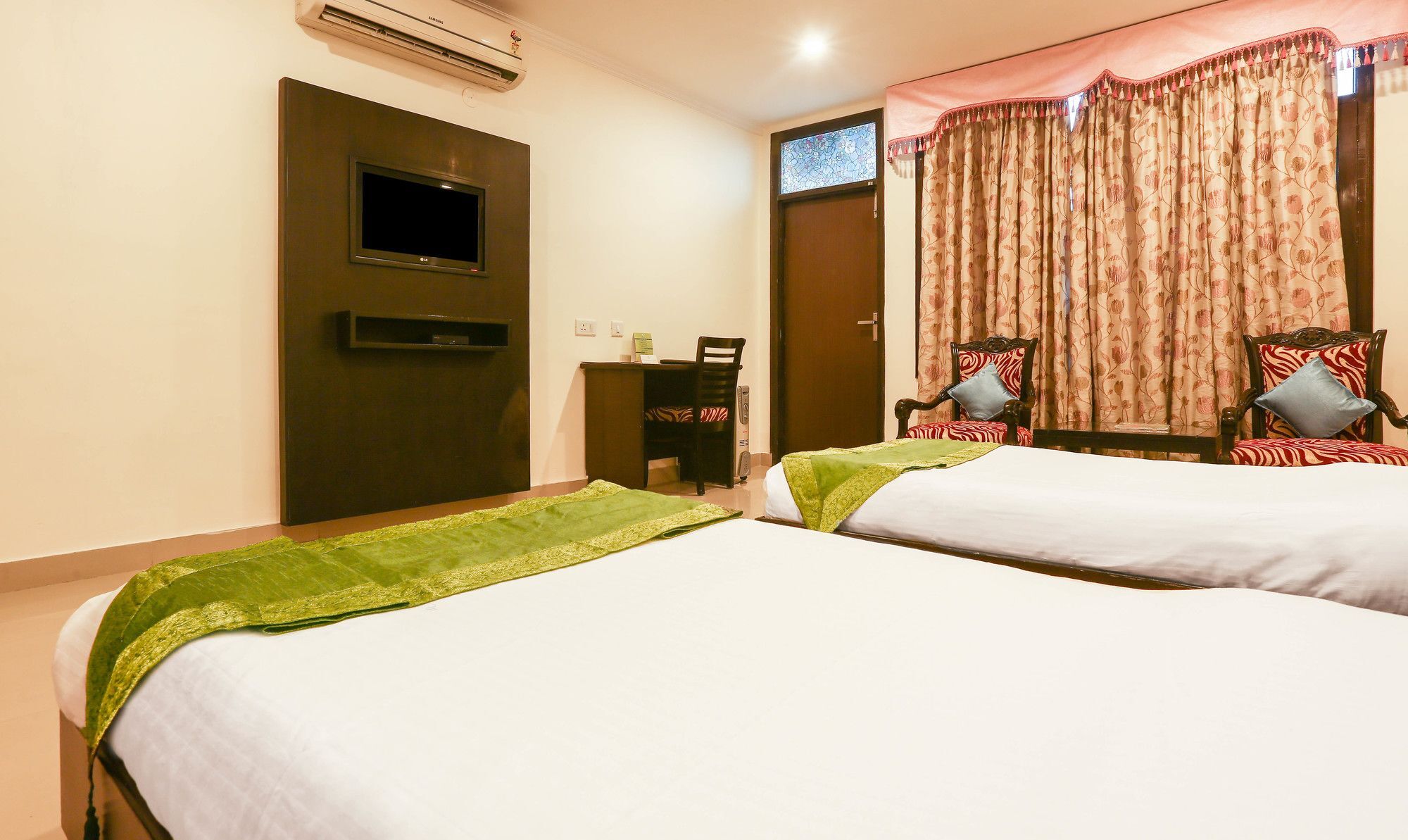 Treebo Trend Gk Conifer Hotel Dharamshala Luaran gambar