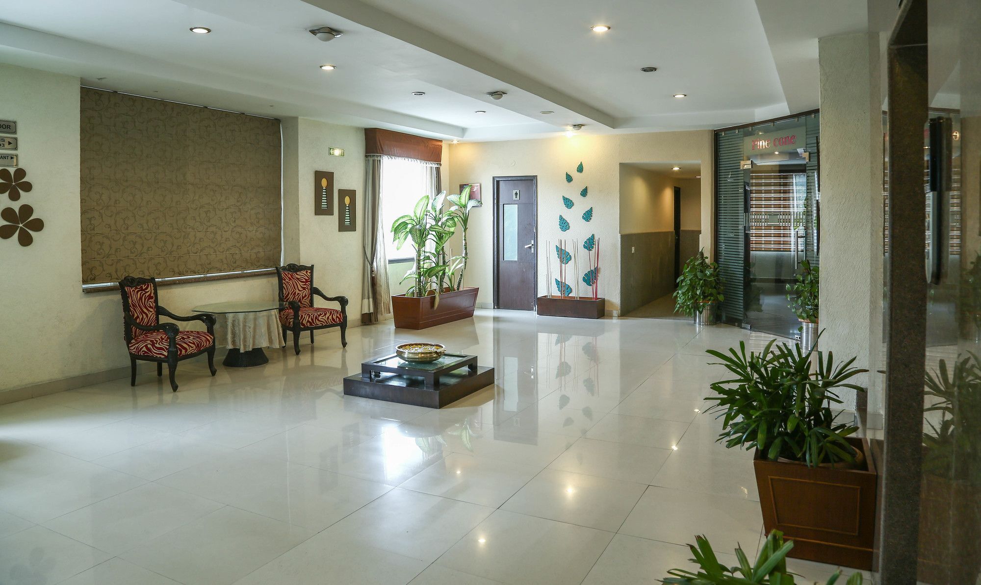 Treebo Trend Gk Conifer Hotel Dharamshala Luaran gambar
