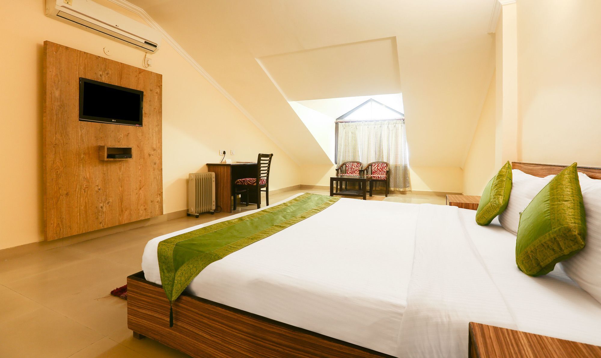 Treebo Trend Gk Conifer Hotel Dharamshala Luaran gambar