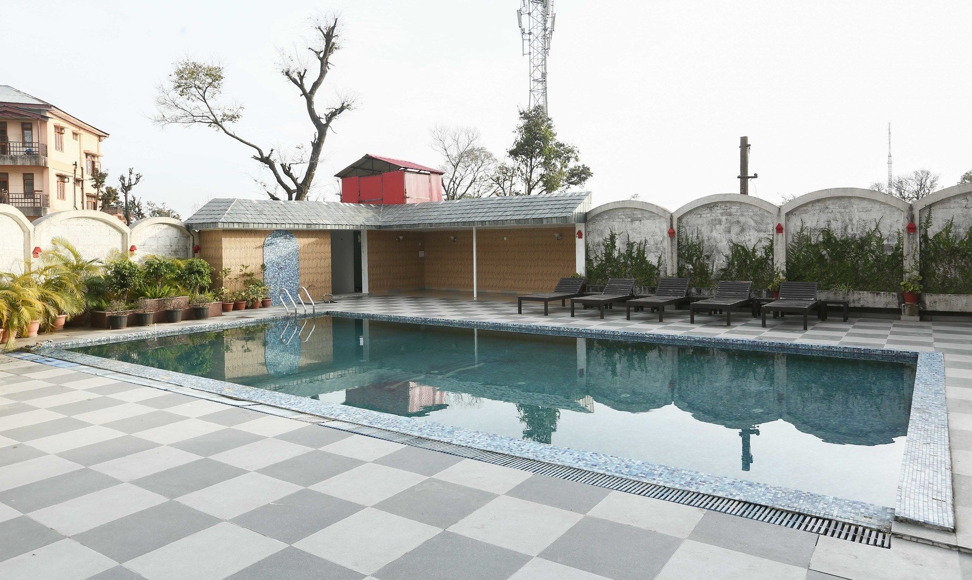 Treebo Trend Gk Conifer Hotel Dharamshala Luaran gambar