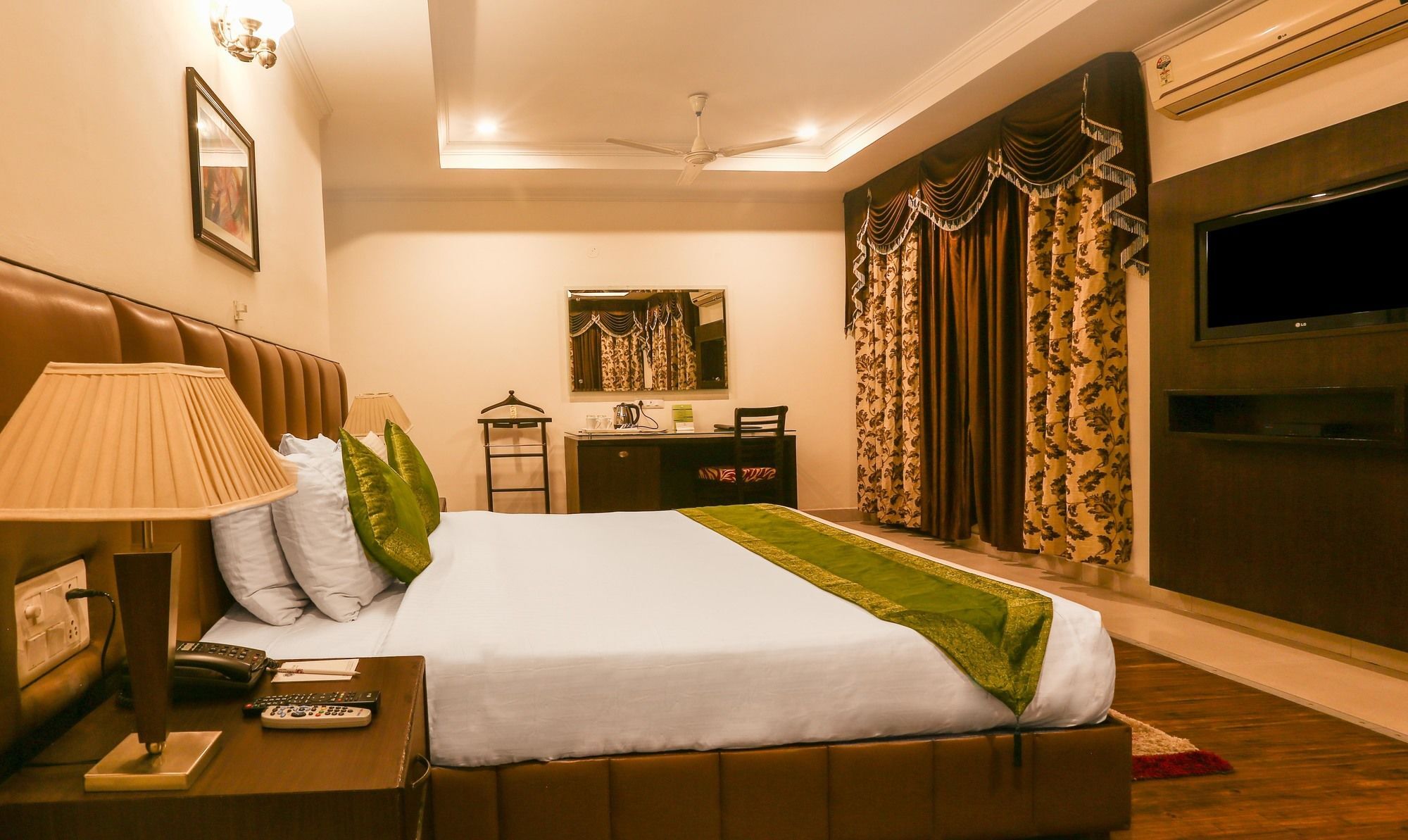 Treebo Trend Gk Conifer Hotel Dharamshala Luaran gambar